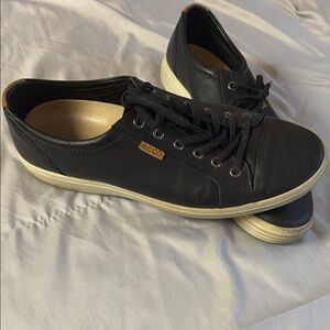 ECCO Men's Black Sneakers